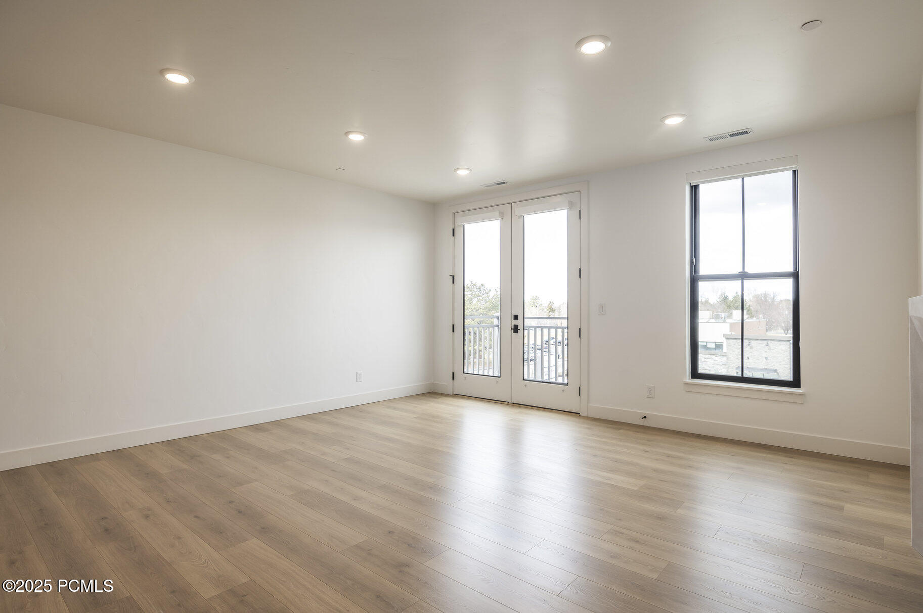 2250 E Murray Holladay Road Unit: 305