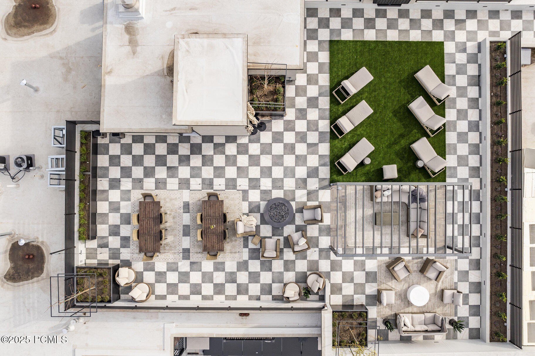 2250 E Murray Holladay Road Unit: 305