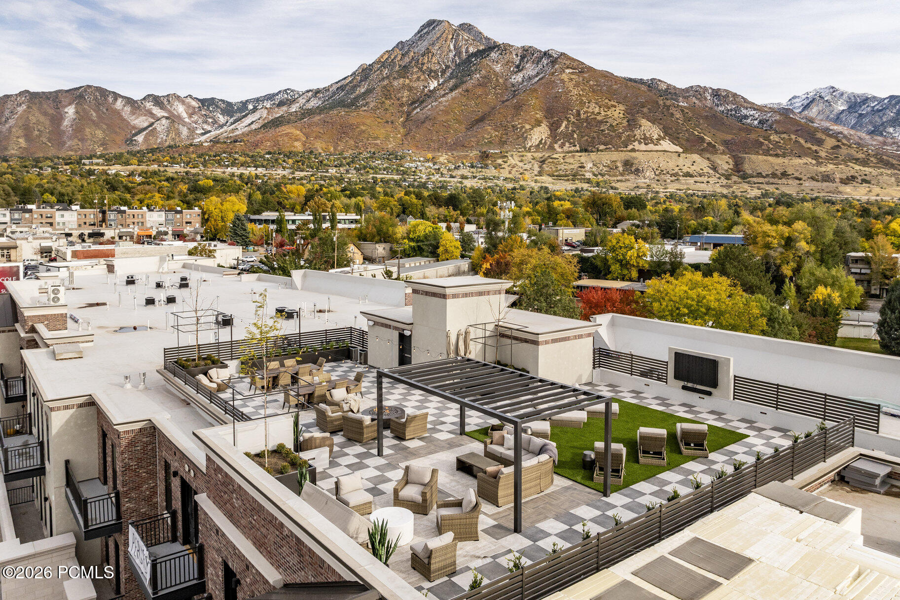 2250 E Murray Holladay Road Unit: 305