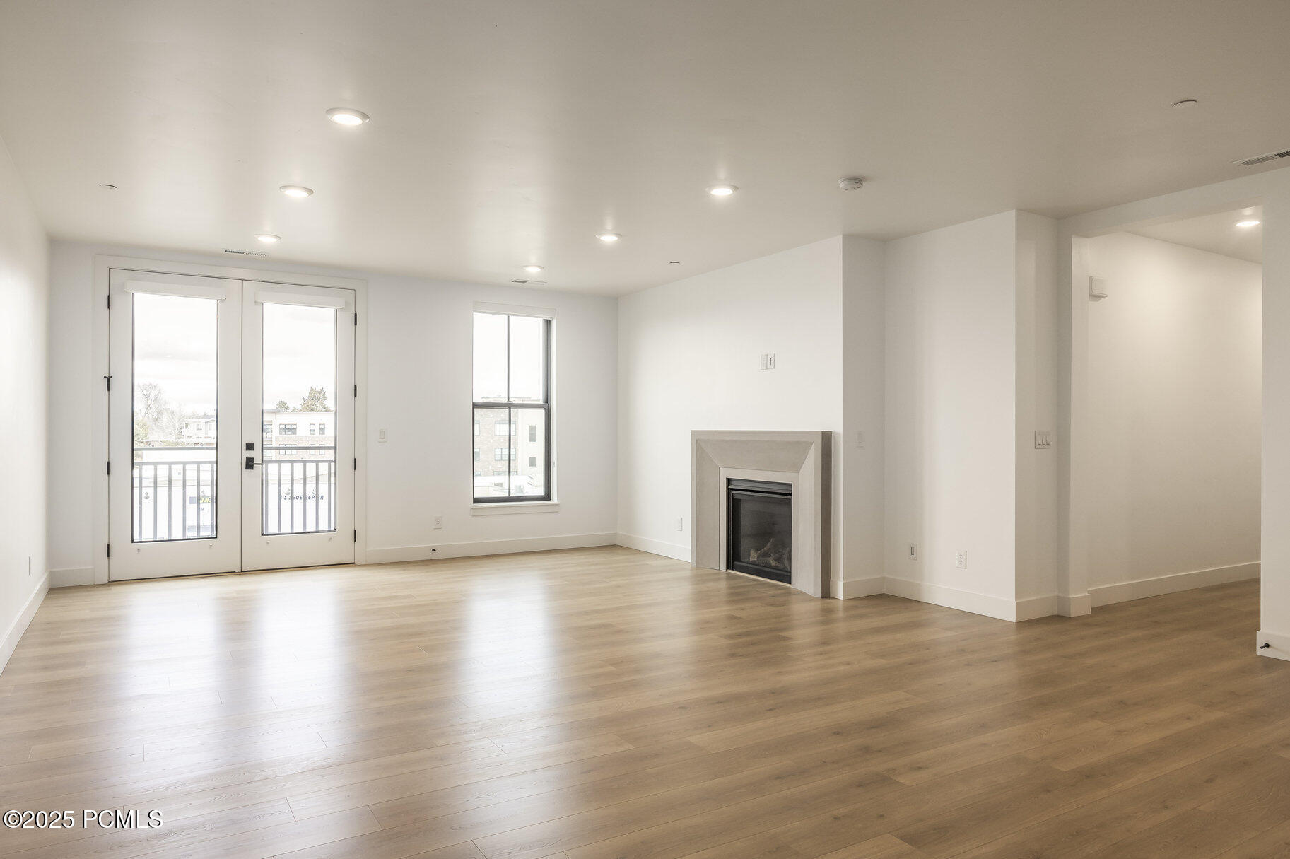 2250 E Murray Holladay Road Unit: 305