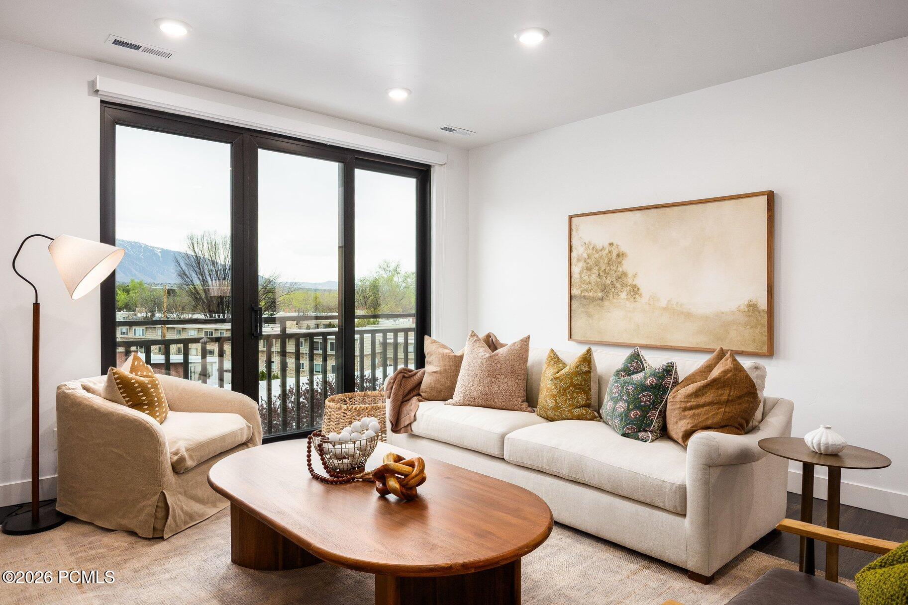 2250 E Murray Holladay Road Unit: 306