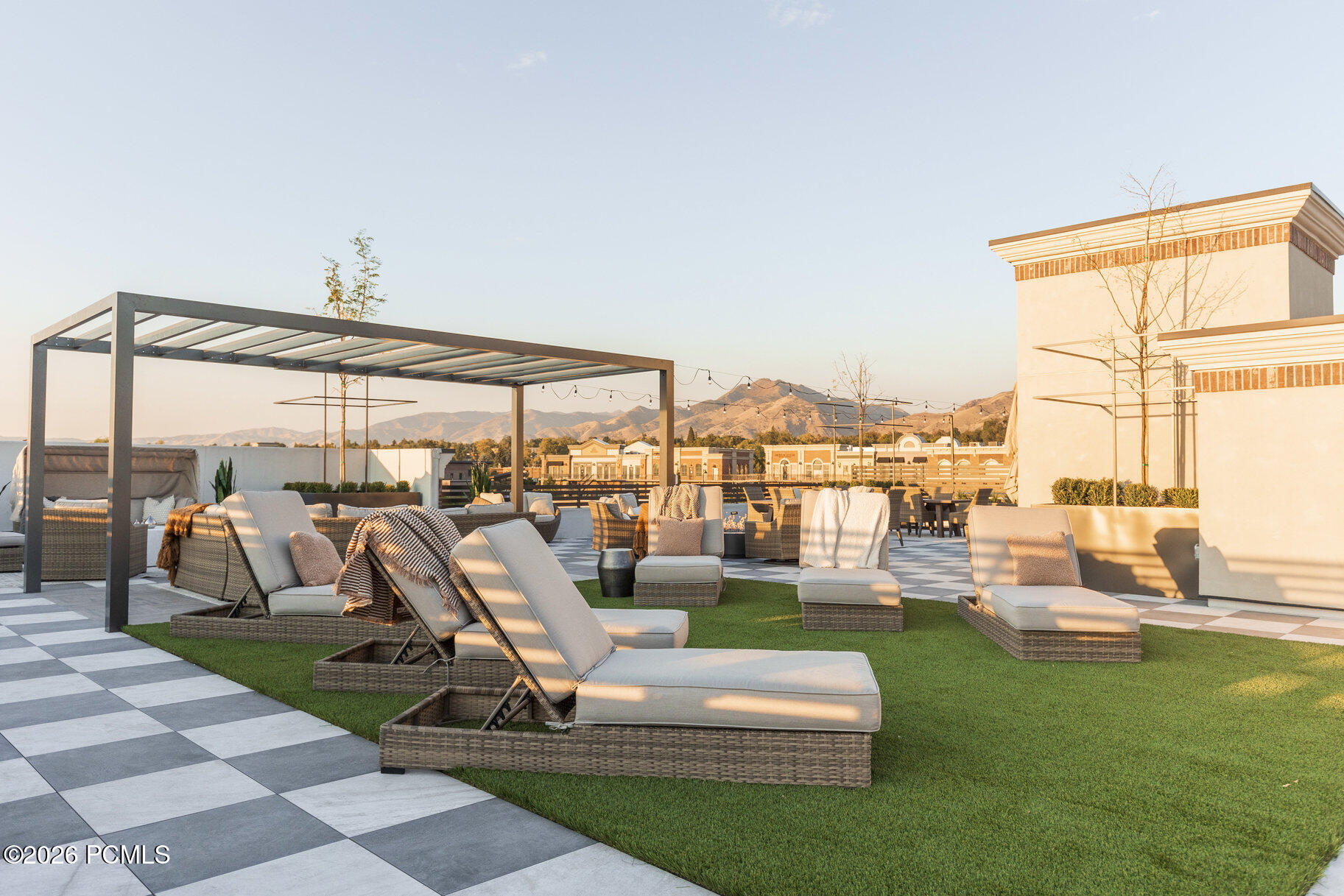 2250 E Murray Holladay Road Unit: 306