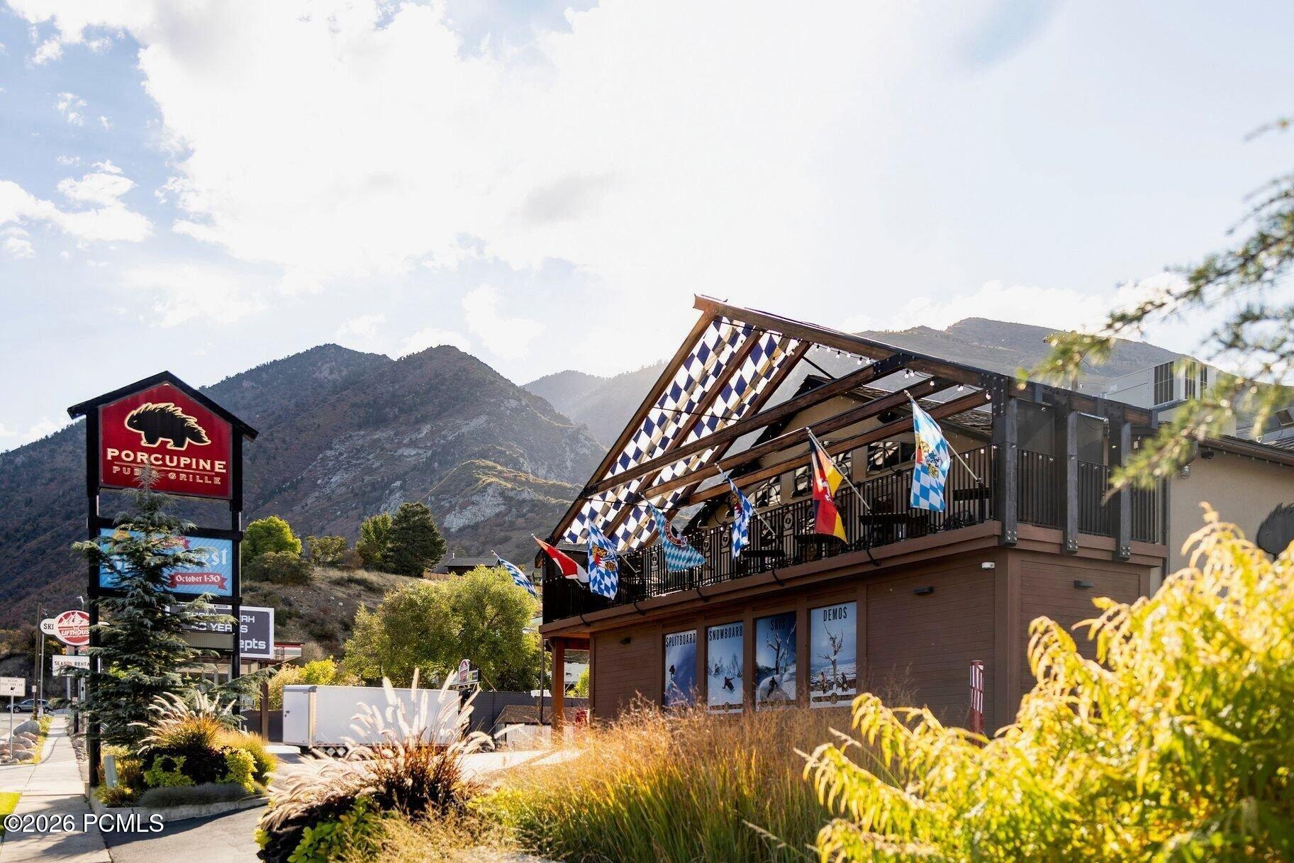 7371 S Canyon Centre Parkway 405