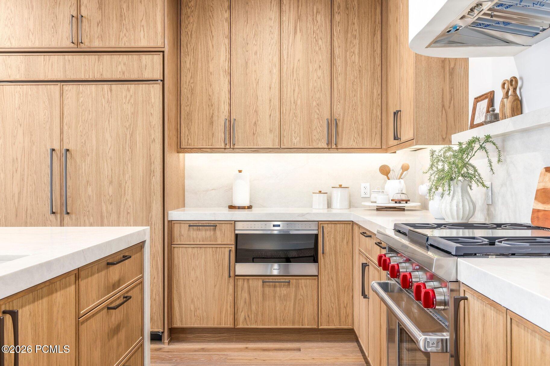 7371 S Canyon Centre Parkway 401