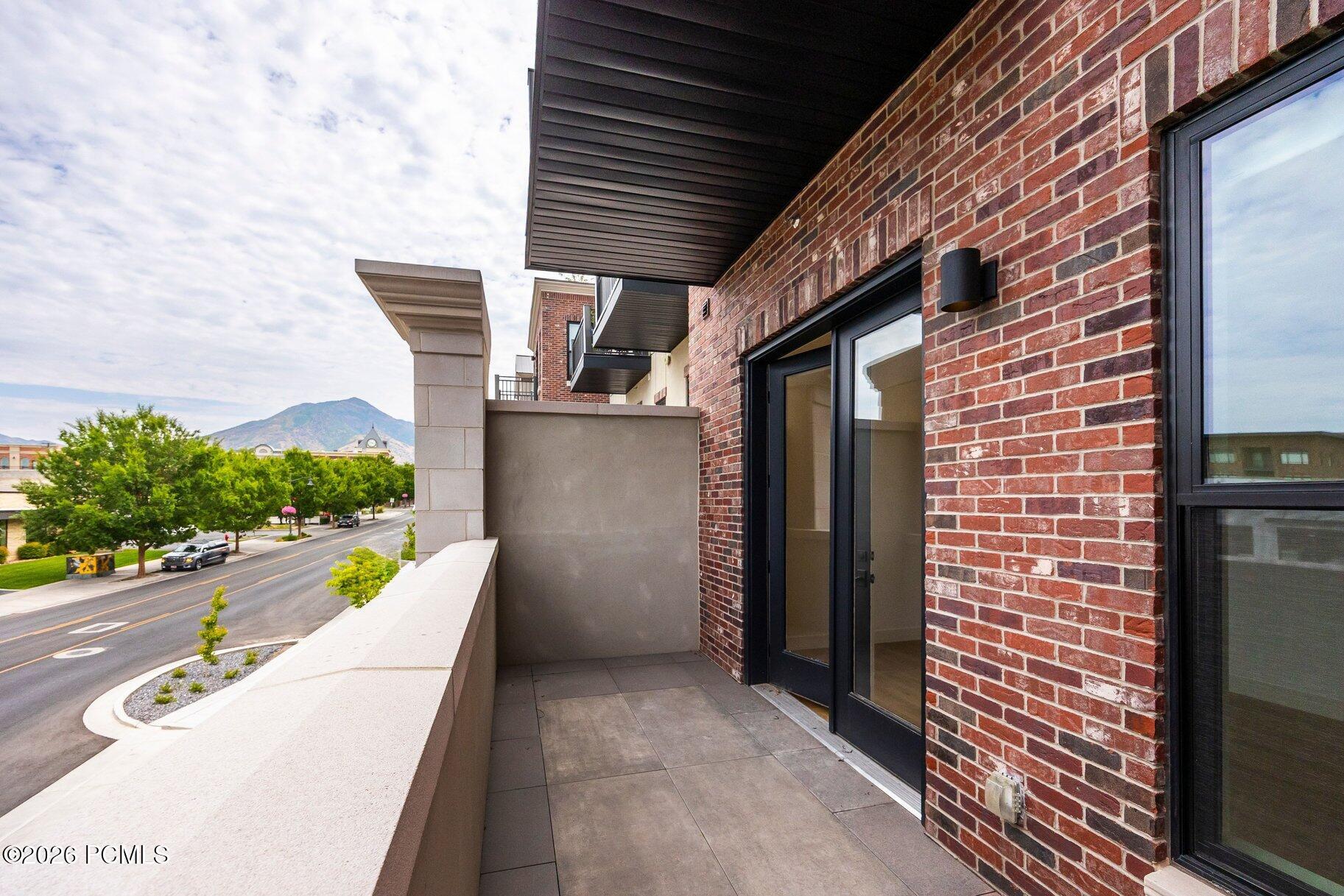 2250 E Murray Holladay Road Unit: 201