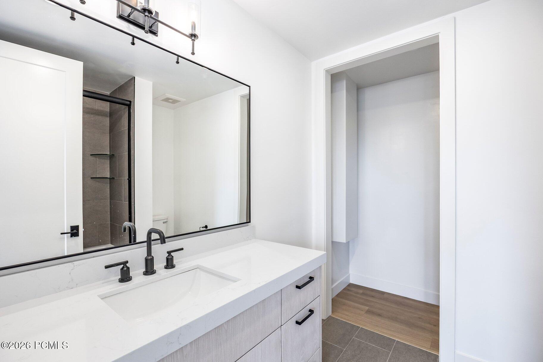 2250 E Murray Holladay Road Unit: 201