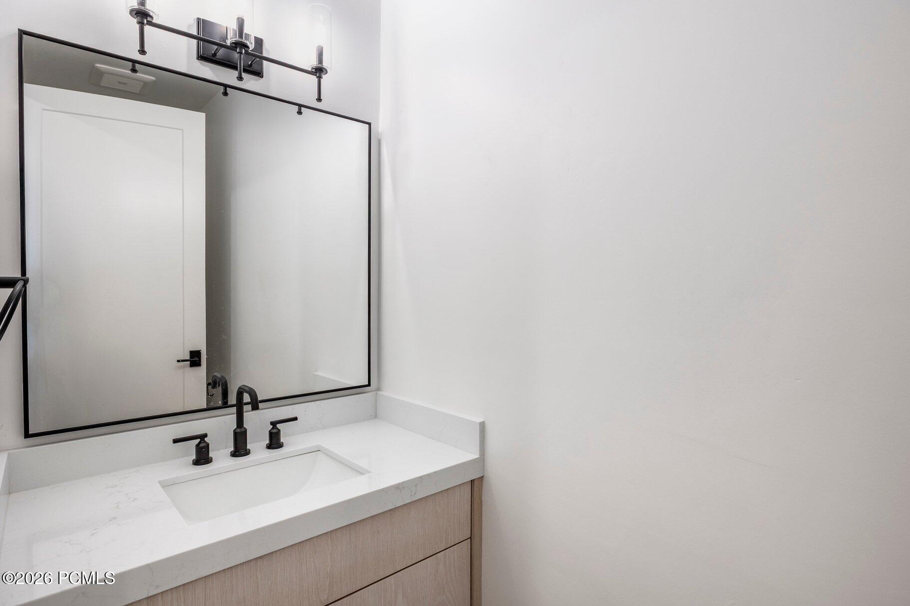 2250 E Murray Holladay Road Unit: 201