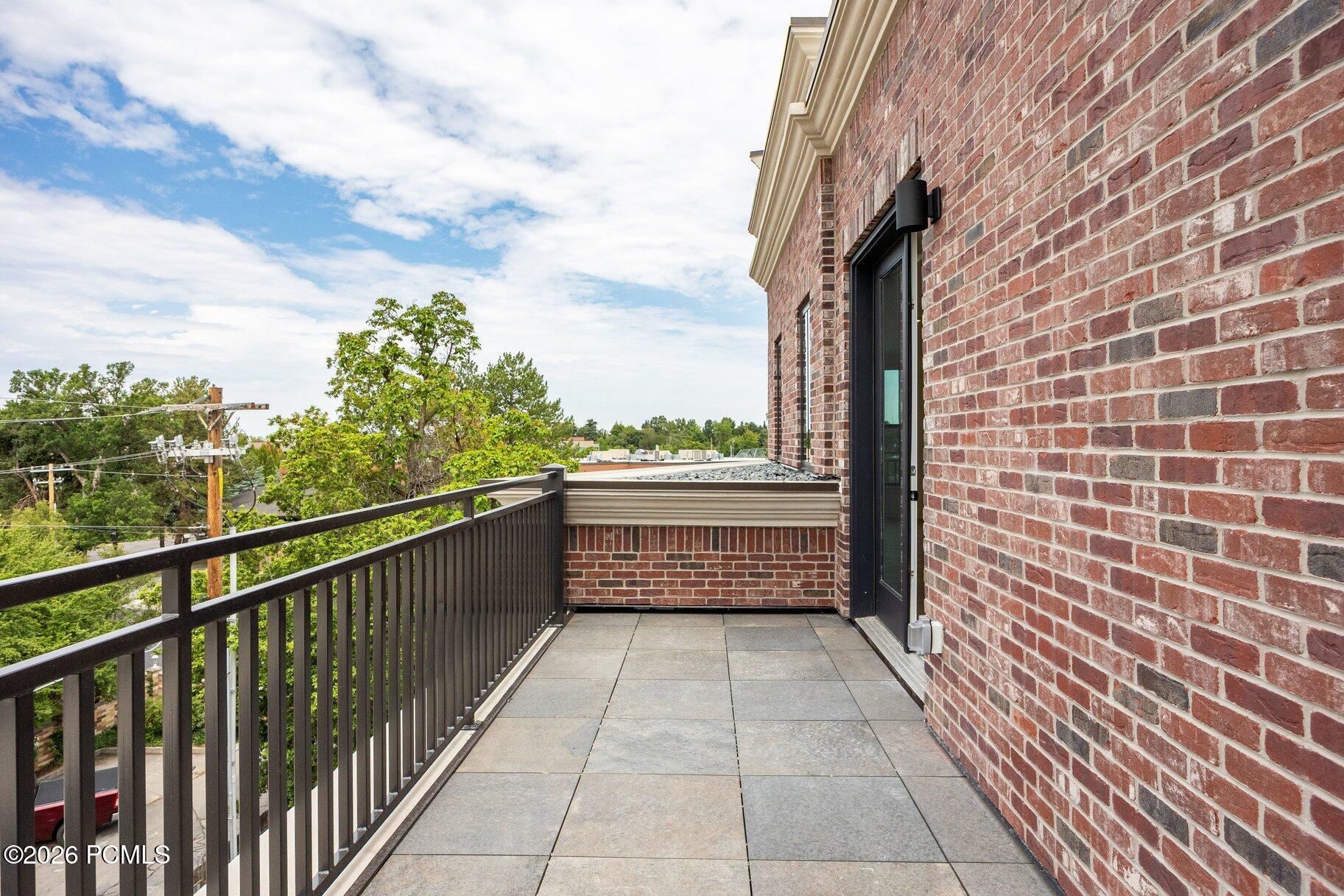 2250 E Murray Holladay Road Unit: 301