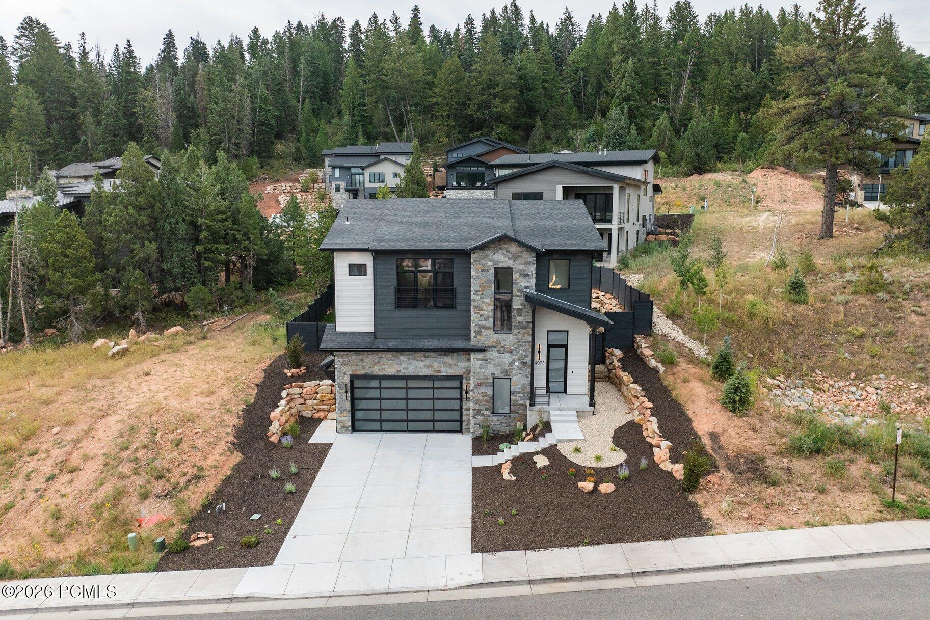 4073 W Discovery Way