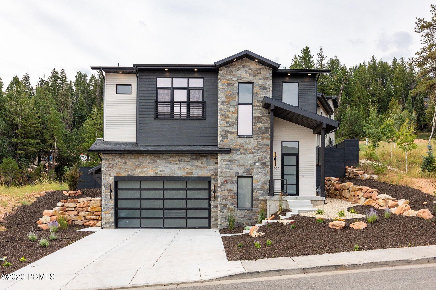 4073 W Discovery Way