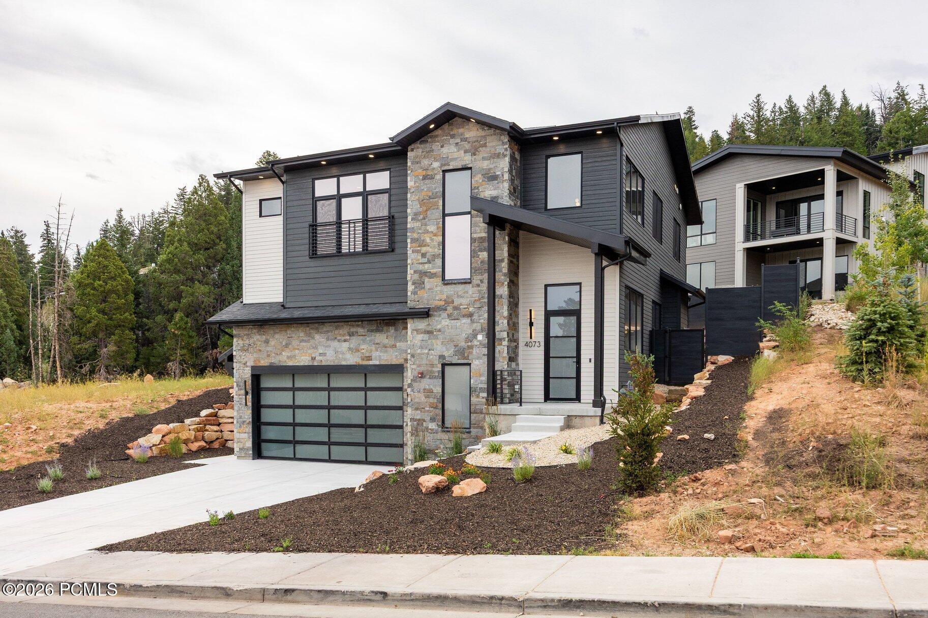 4073 W Discovery Way