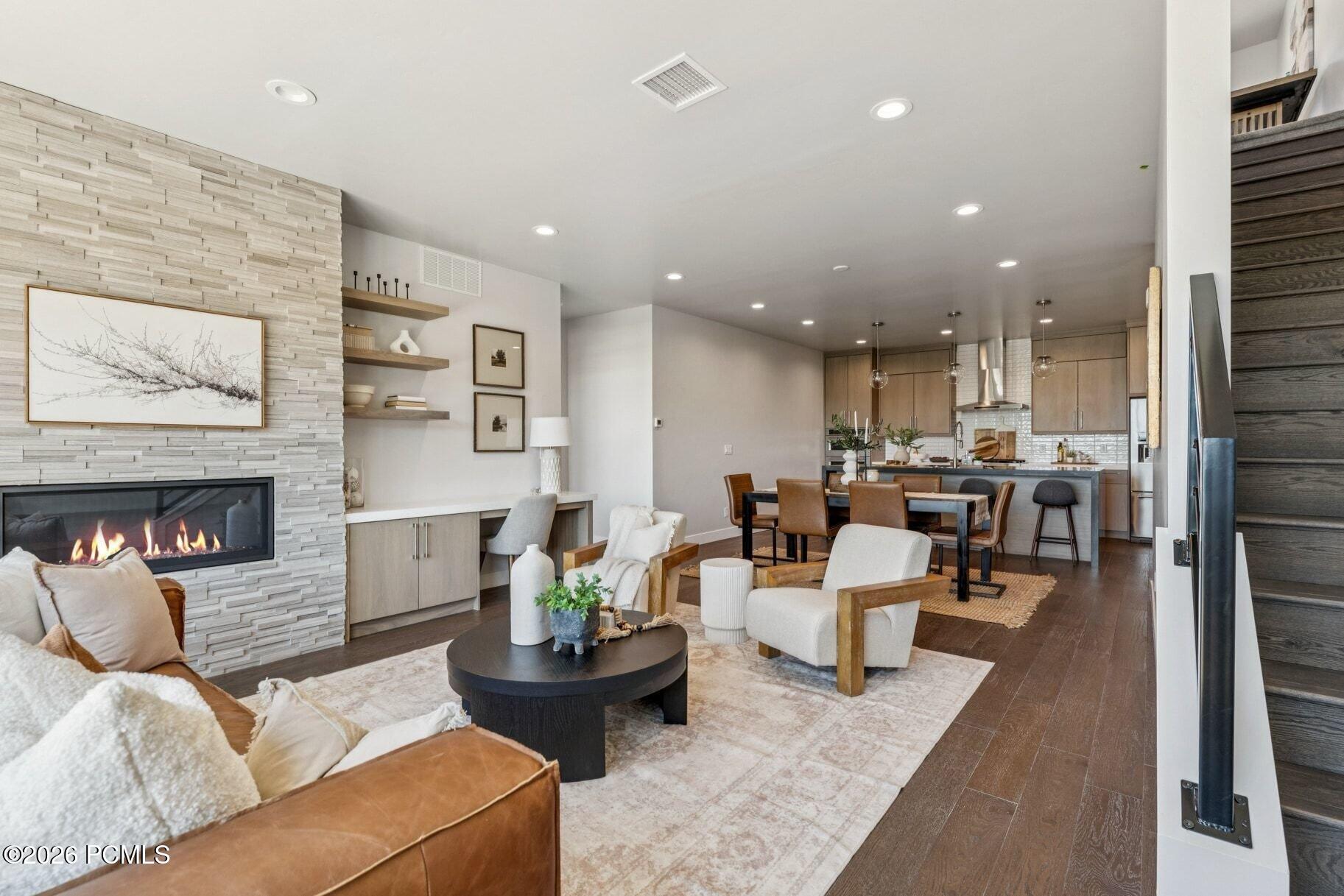 881 E Grizzly Draw Court 75