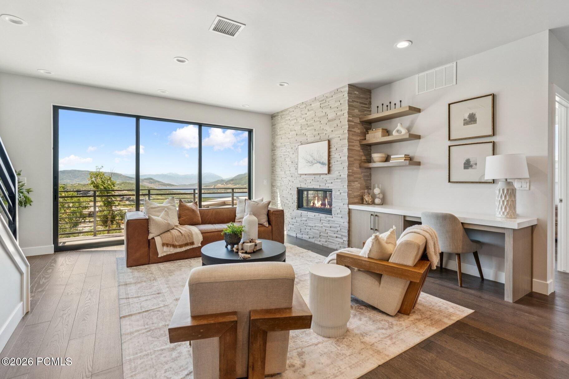 881 E Grizzly Draw Court 75
