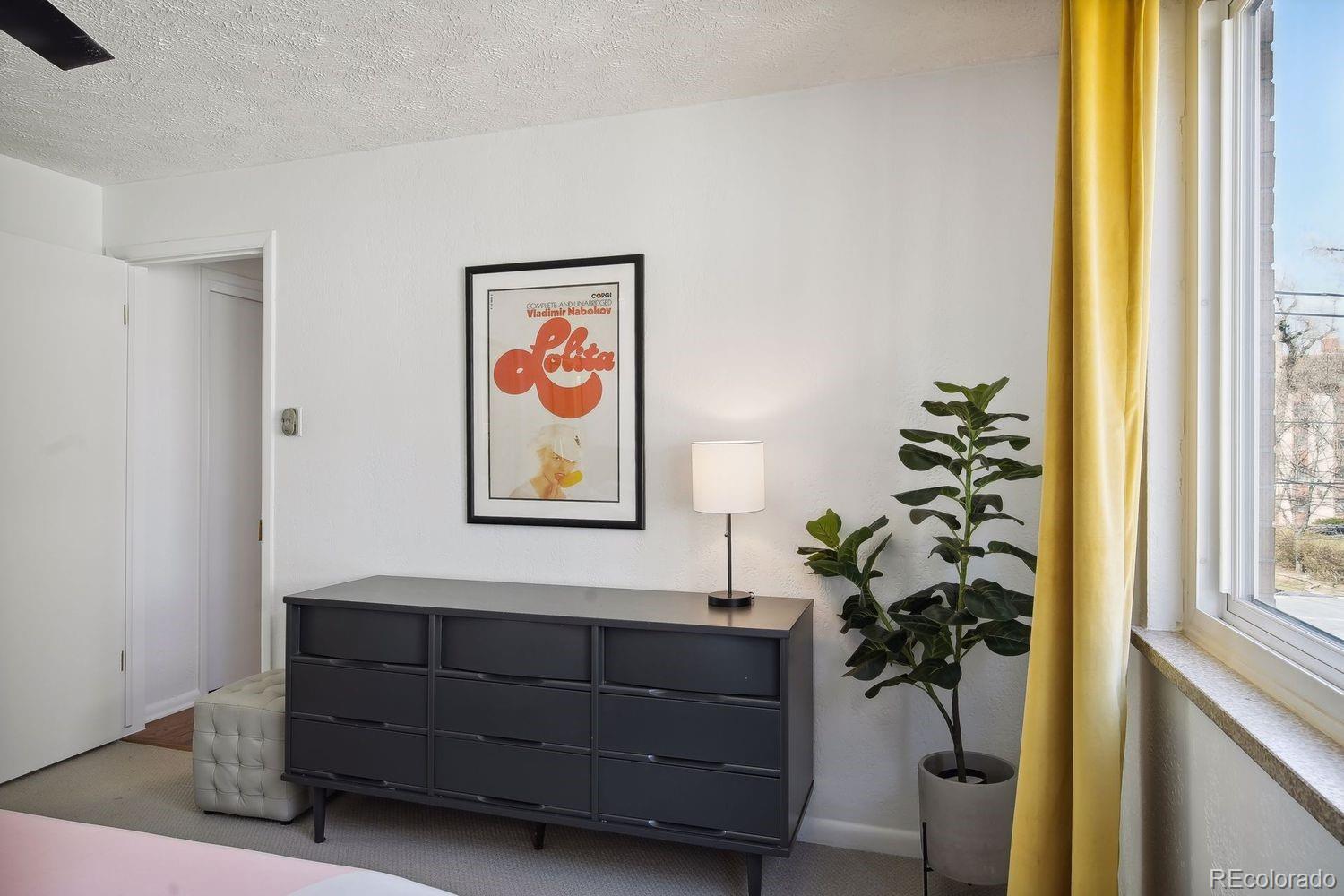 1063 N Clarkson Street Unit: 12