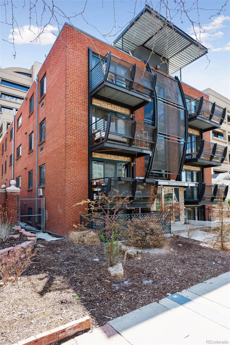 1336 N Logan Street Unit: 103