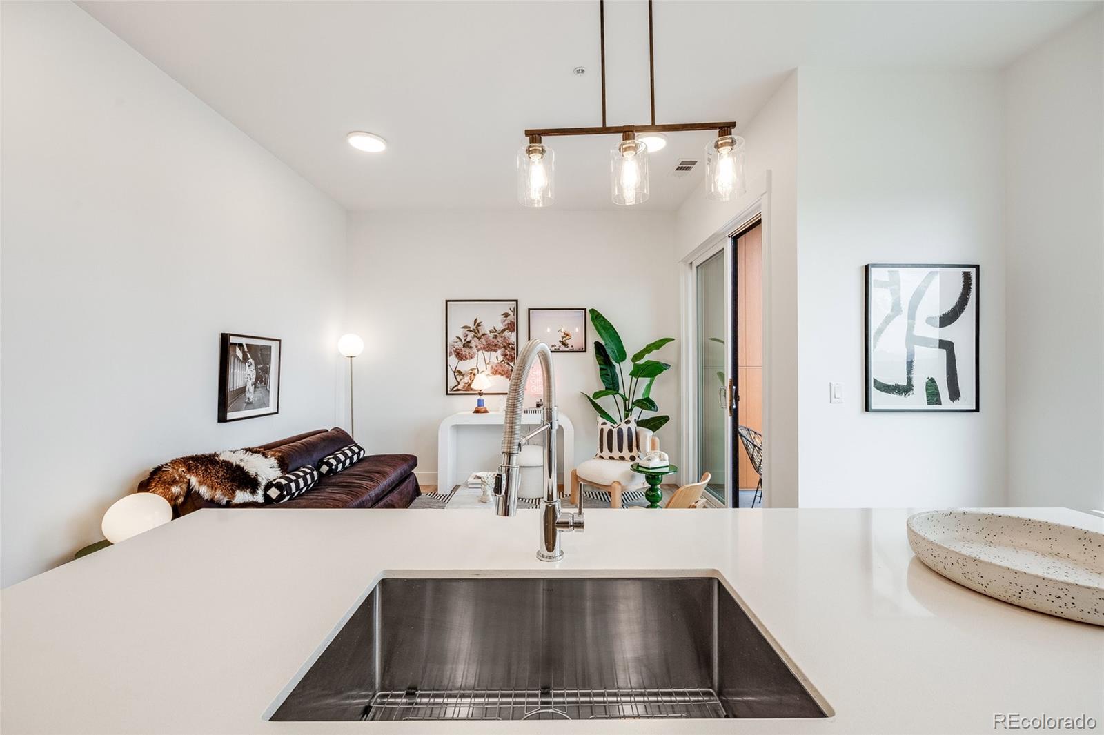 2876 W 53rd Avenue Unit: 301