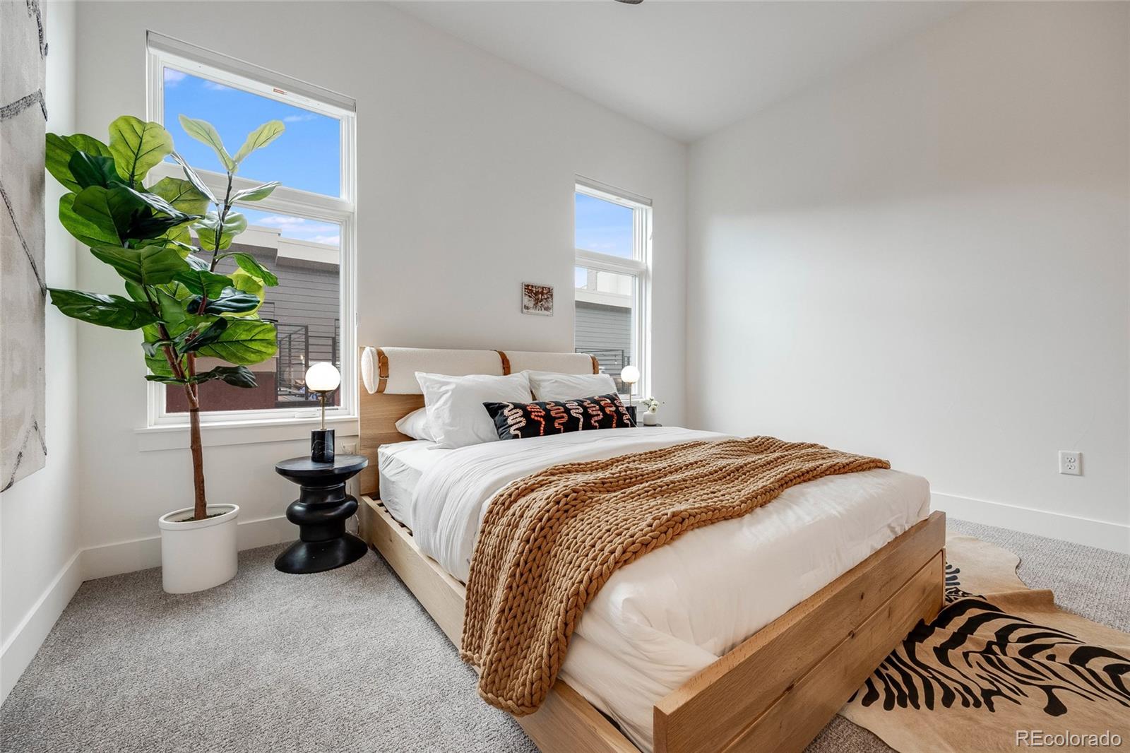 2876 W 53rd Avenue Unit: 301