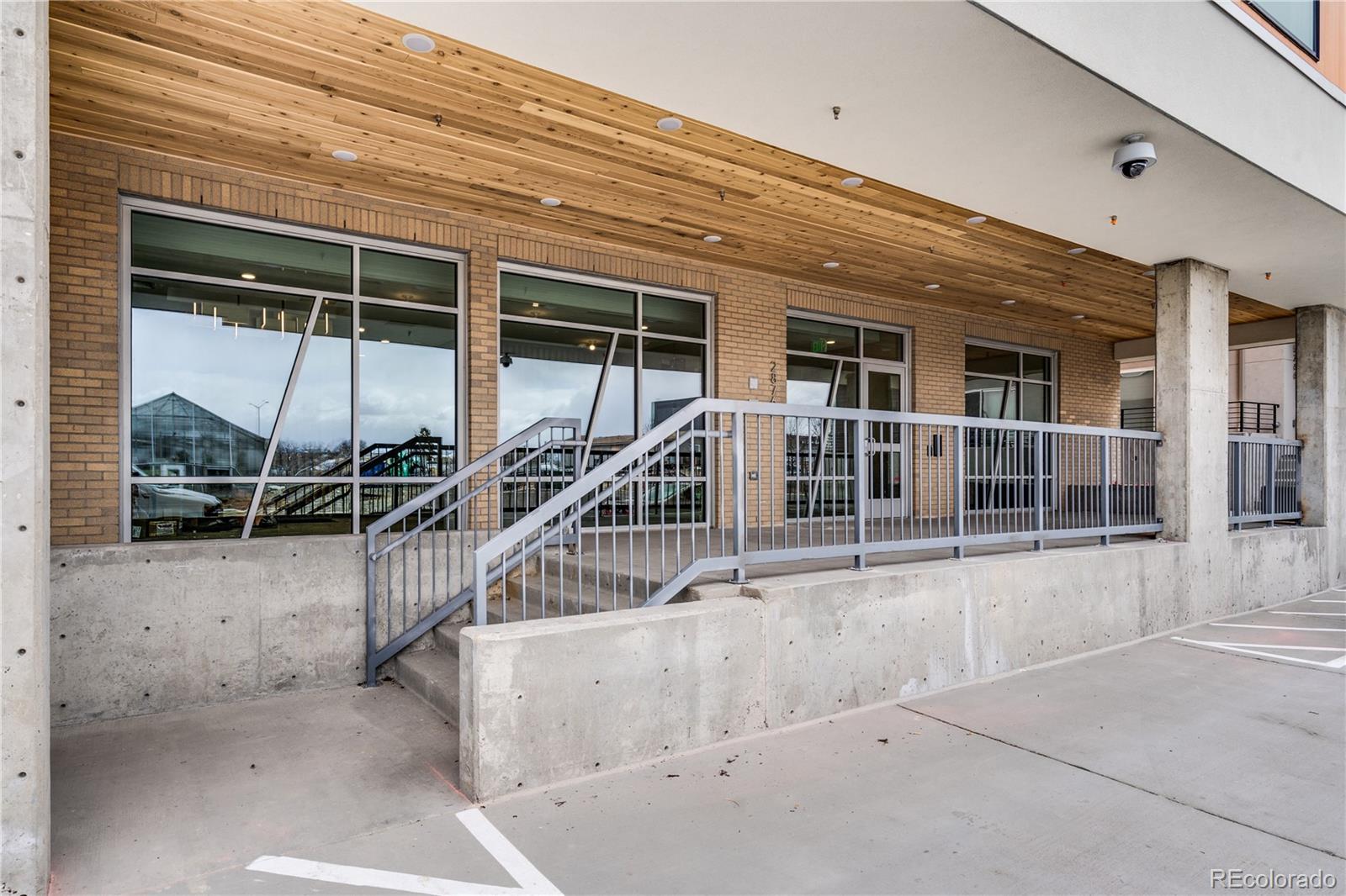 2876 W 53rd Avenue Unit: 301