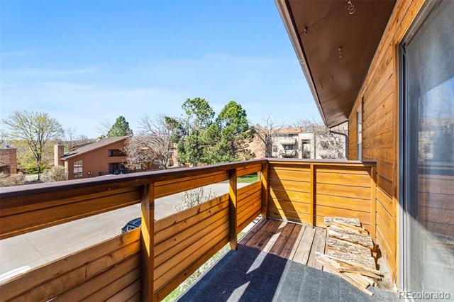 335 Wright Street Unit: 305