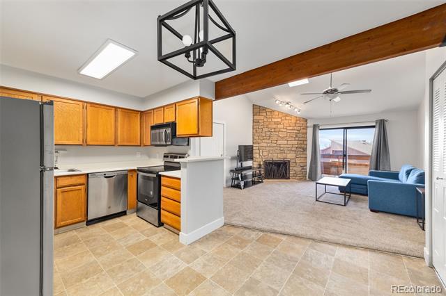 335 Wright Street Unit: 305