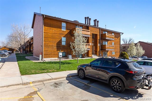 335 Wright Street Unit: 305