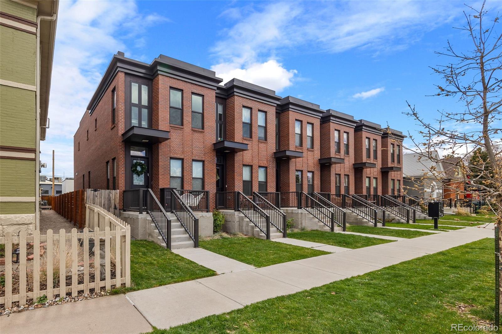 2854 California Street