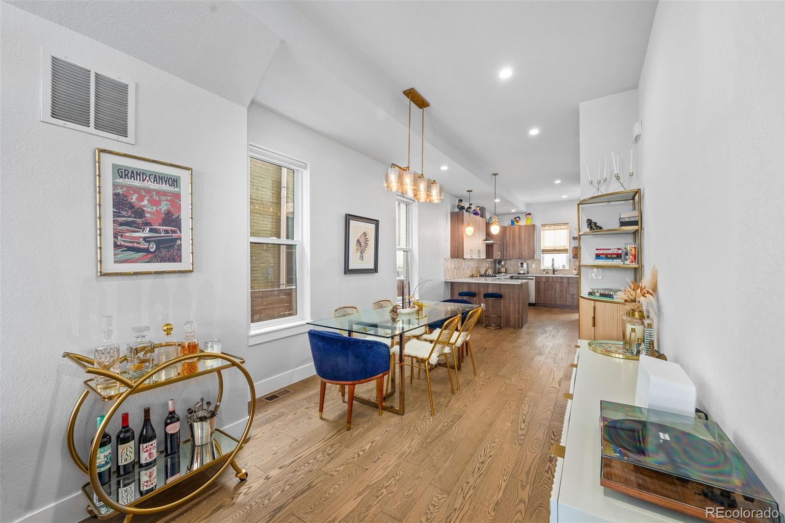 2854 California Street