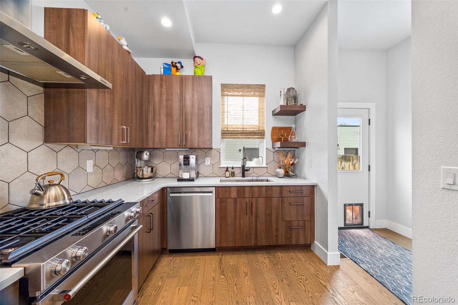 2854 California Street