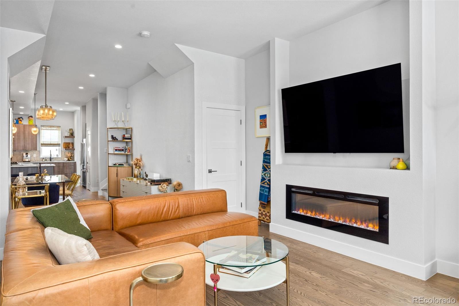 2854 California Street