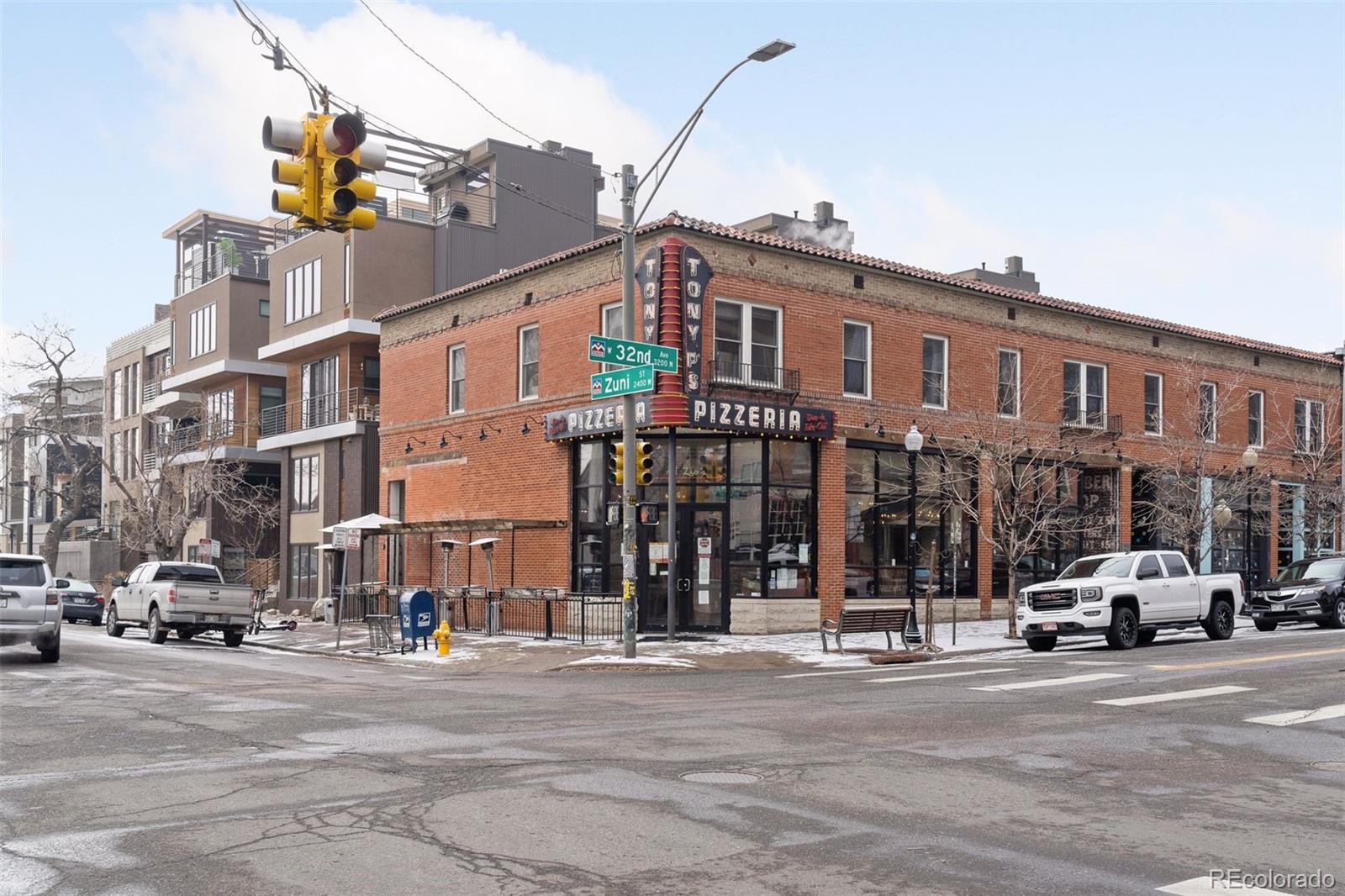 2460 W Caithness Place Unit: 101