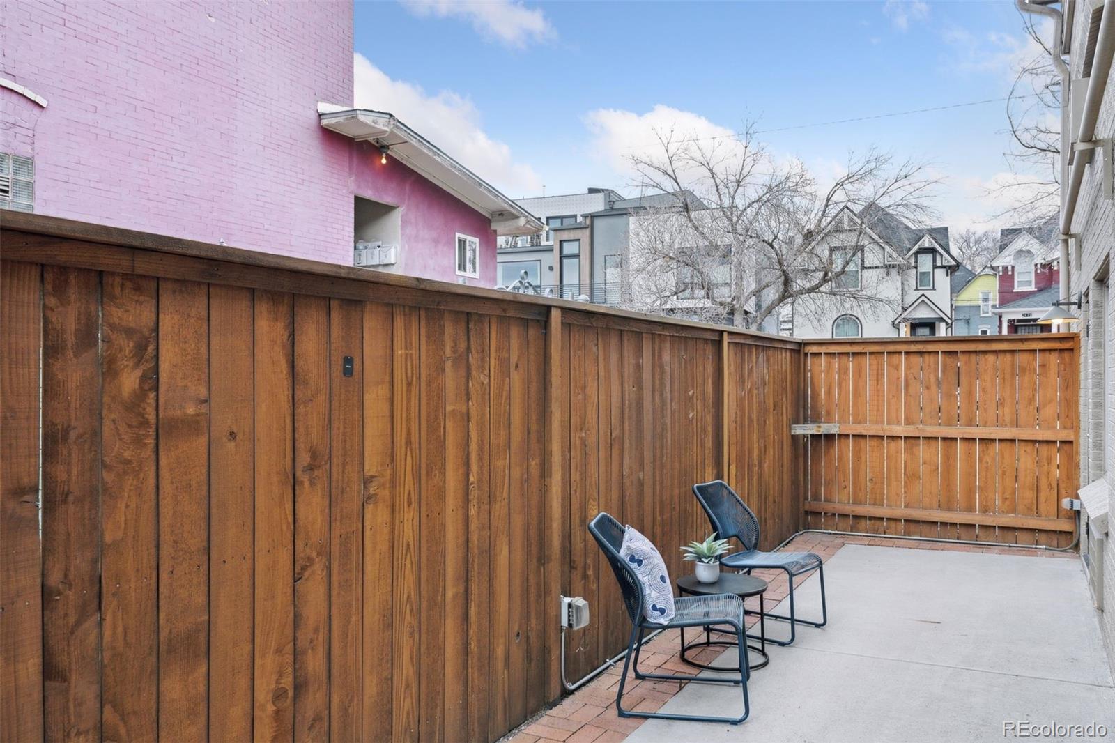 2460 W Caithness Place Unit: 101