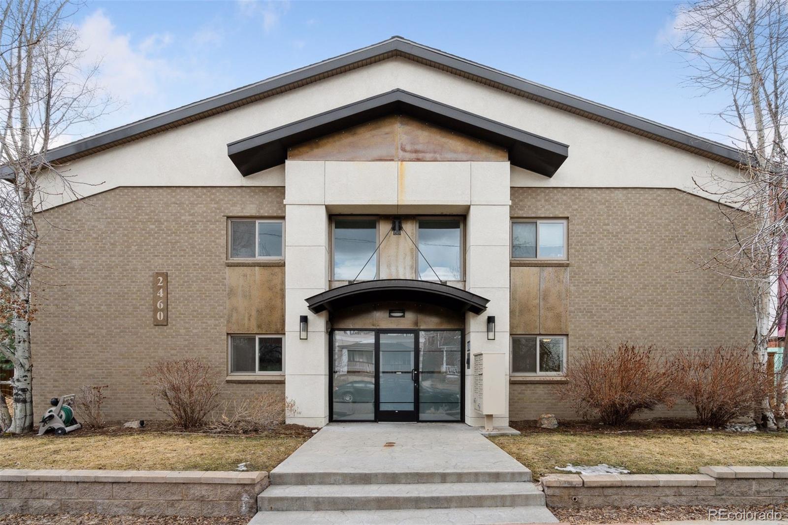 2460 W Caithness Place Unit: 101