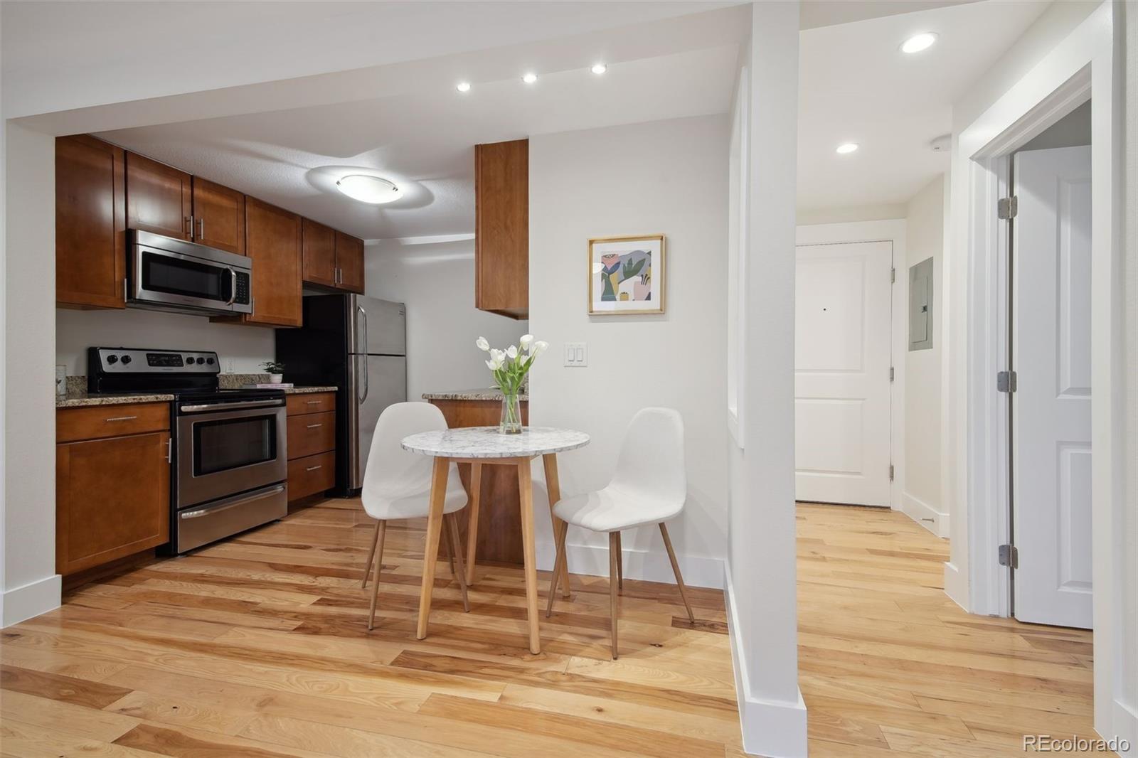 2460 W Caithness Place Unit: 101