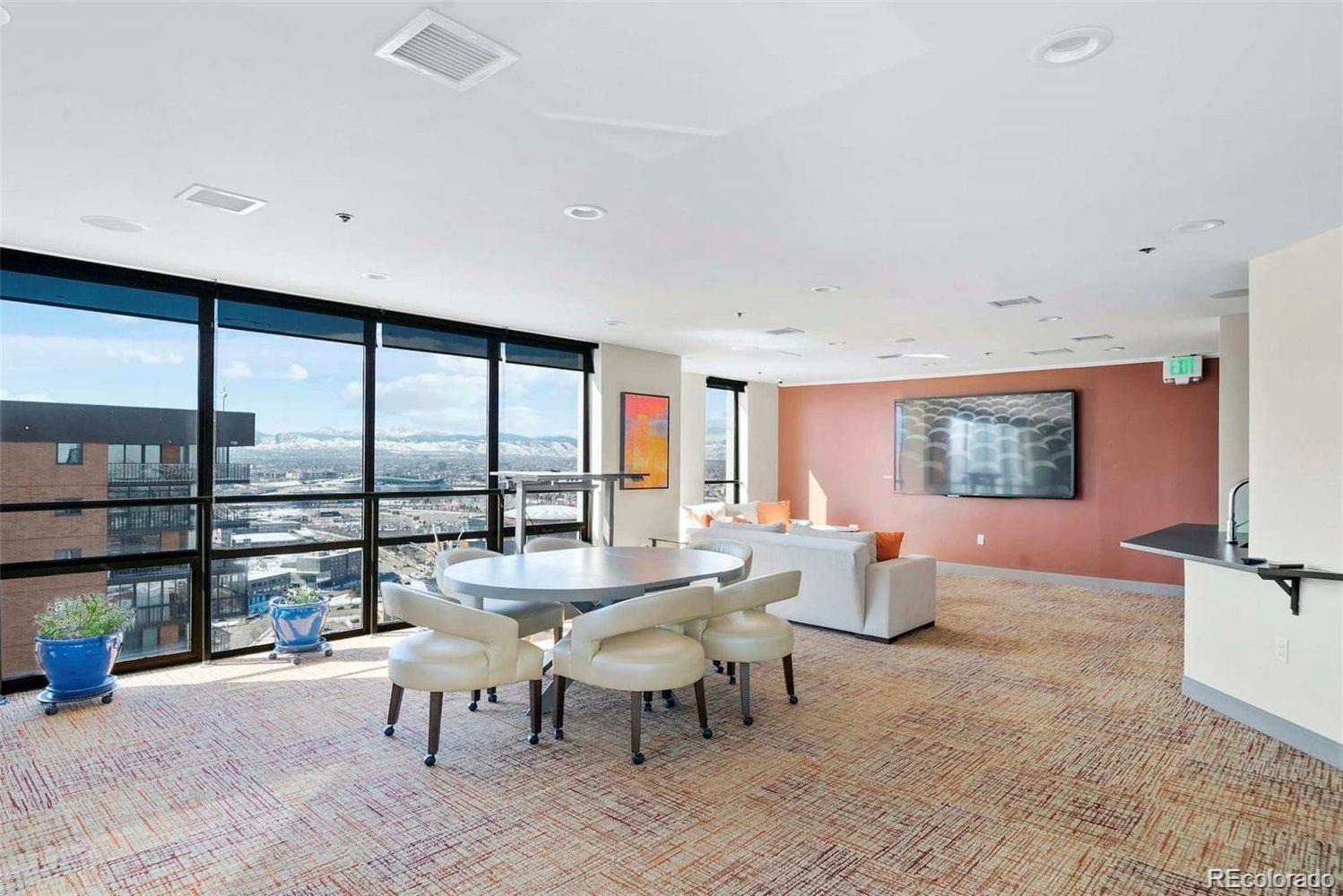 1625 Larimer Street Unit: 2901