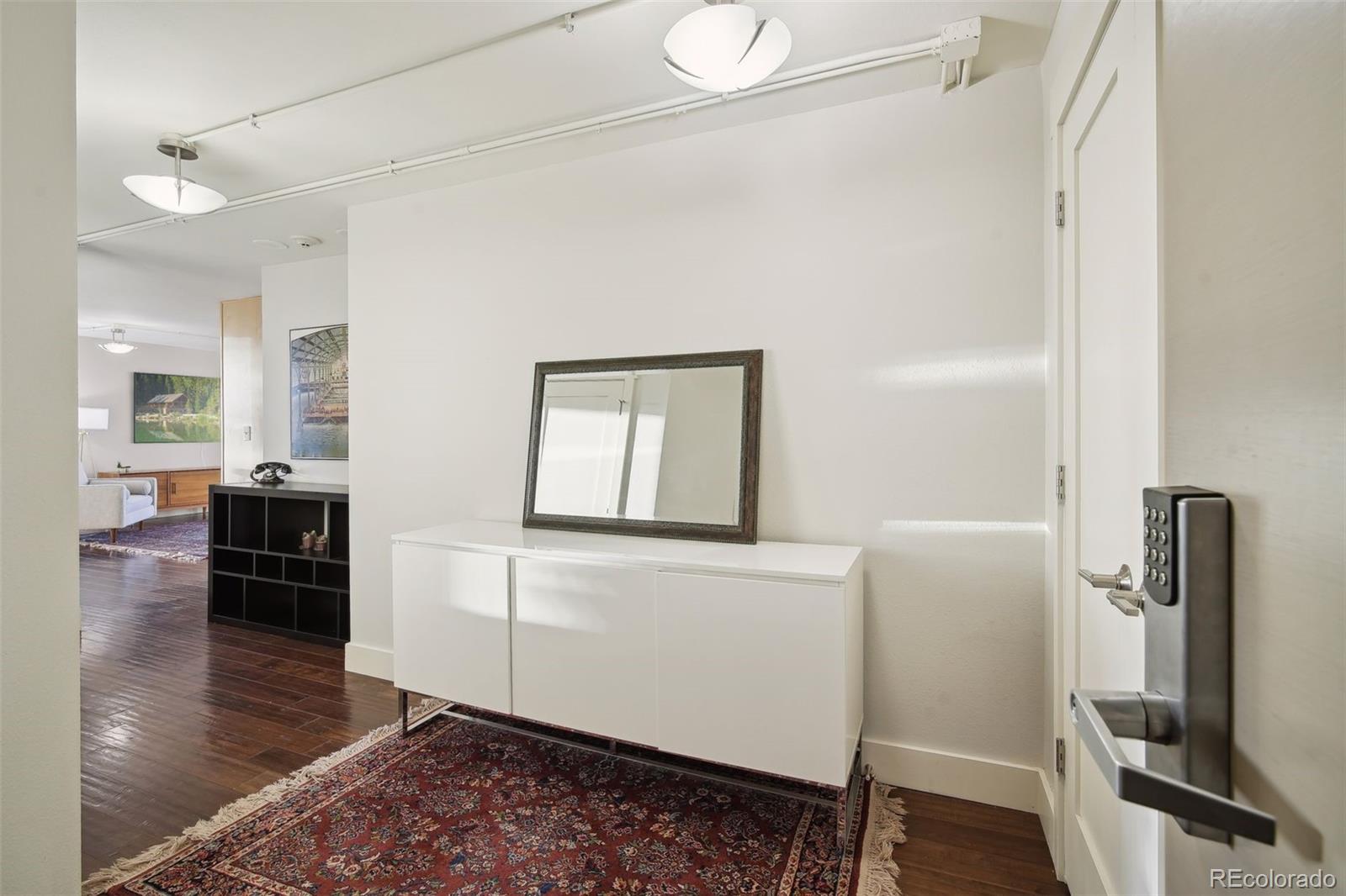 1625 Larimer Street Unit: 2901