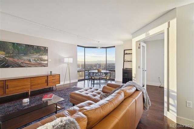1625 Larimer Street Unit: 2901