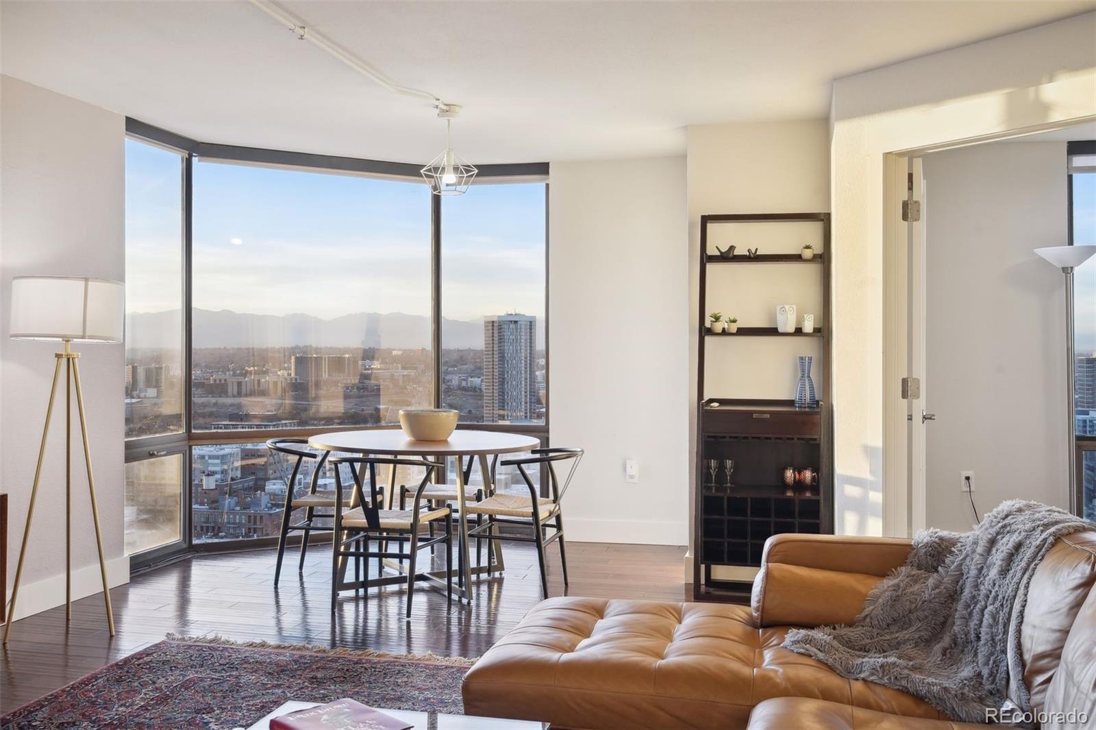 1625 Larimer Street Unit: 2901