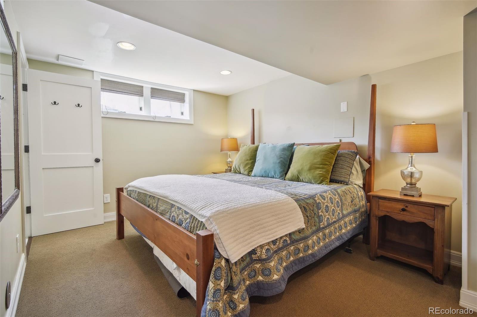 2718 N Gaylord Street