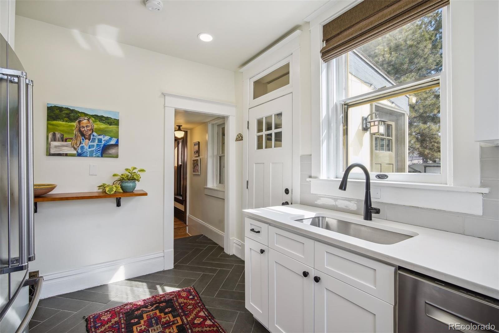 2718 N Gaylord Street