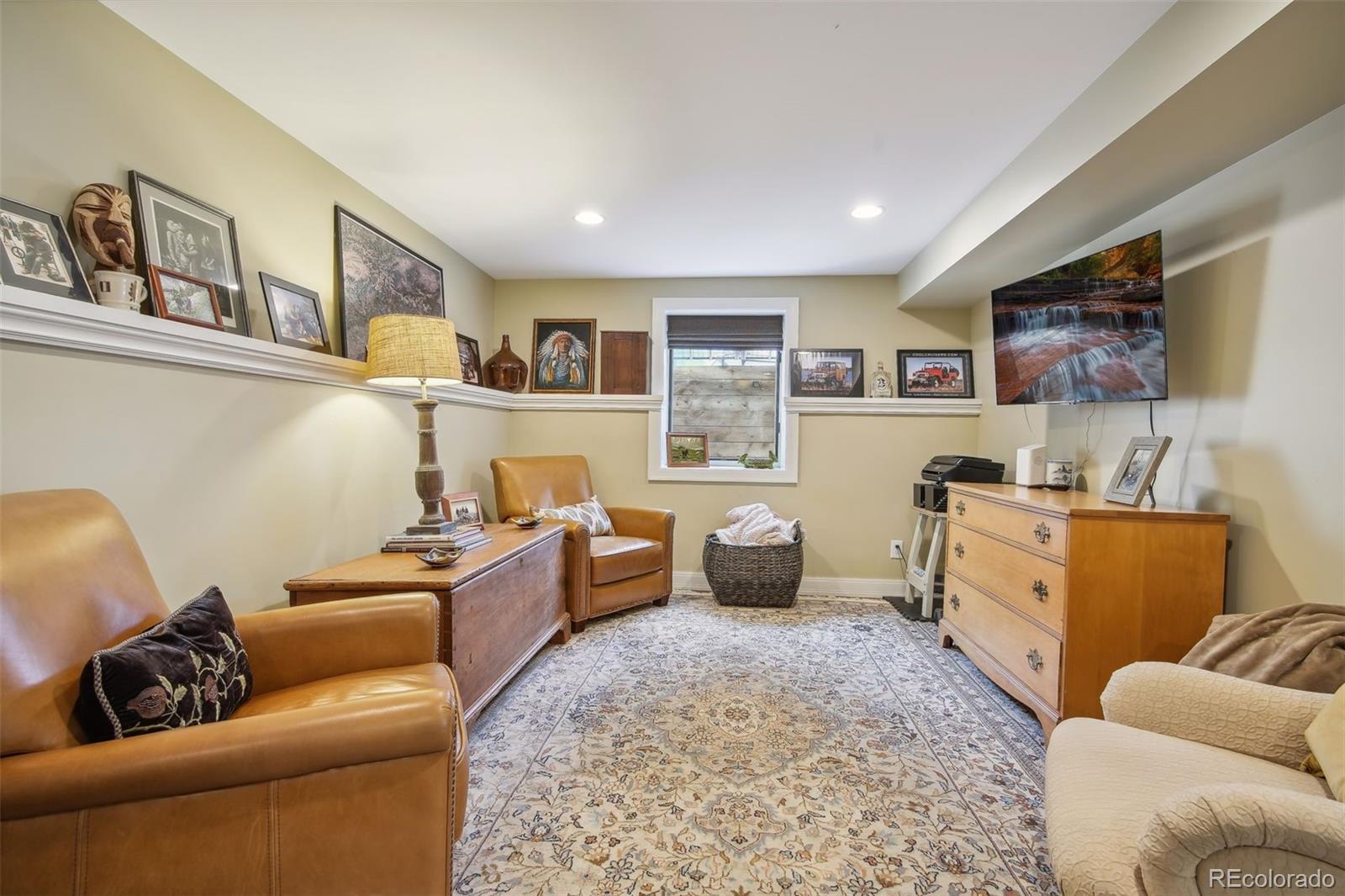 2718 N Gaylord Street