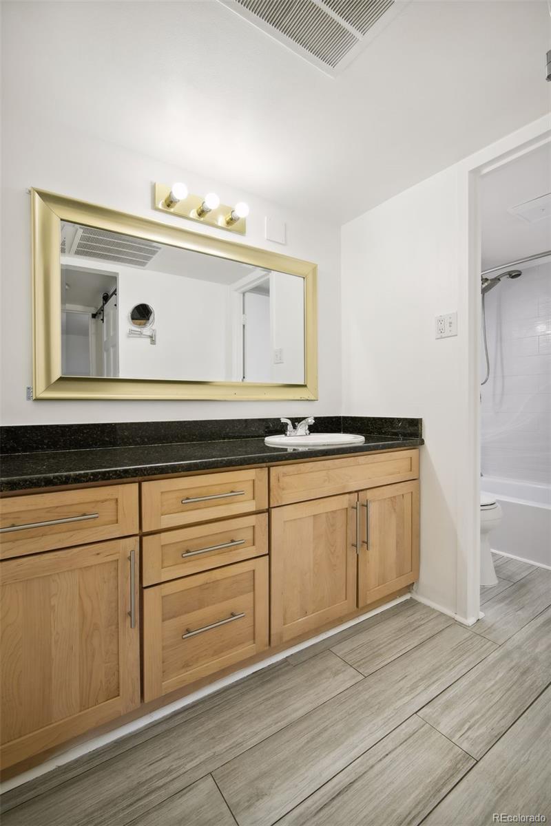 400 S Lafayette Street Unit: 704