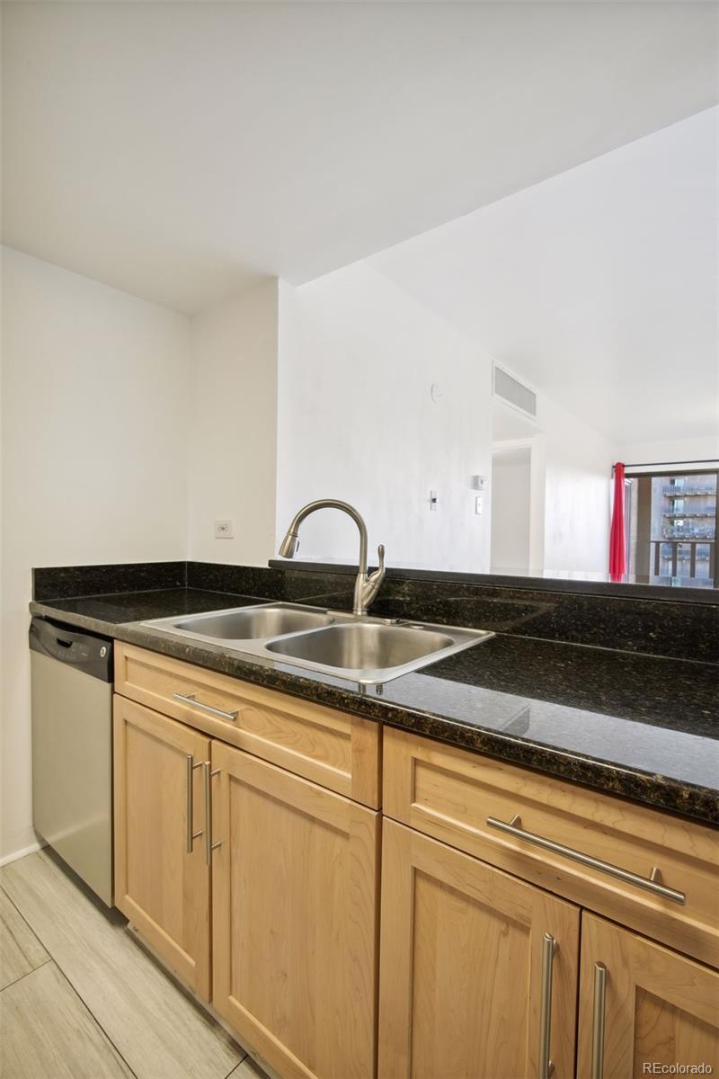 400 S Lafayette Street Unit: 704