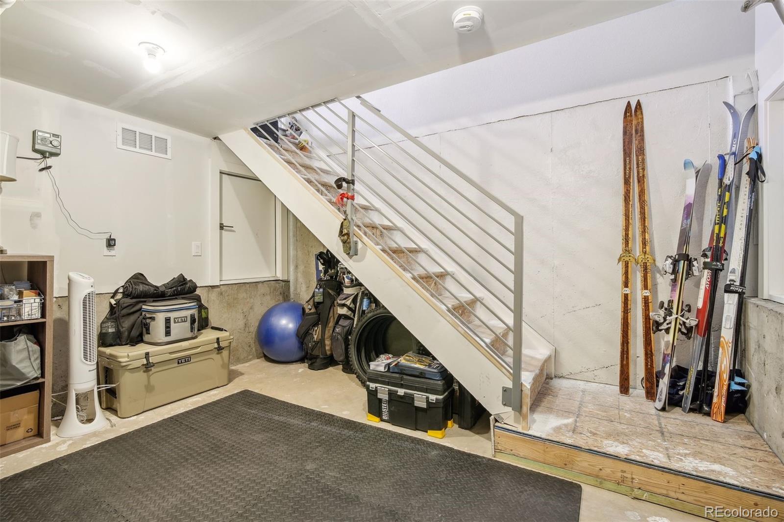 2850 California Street