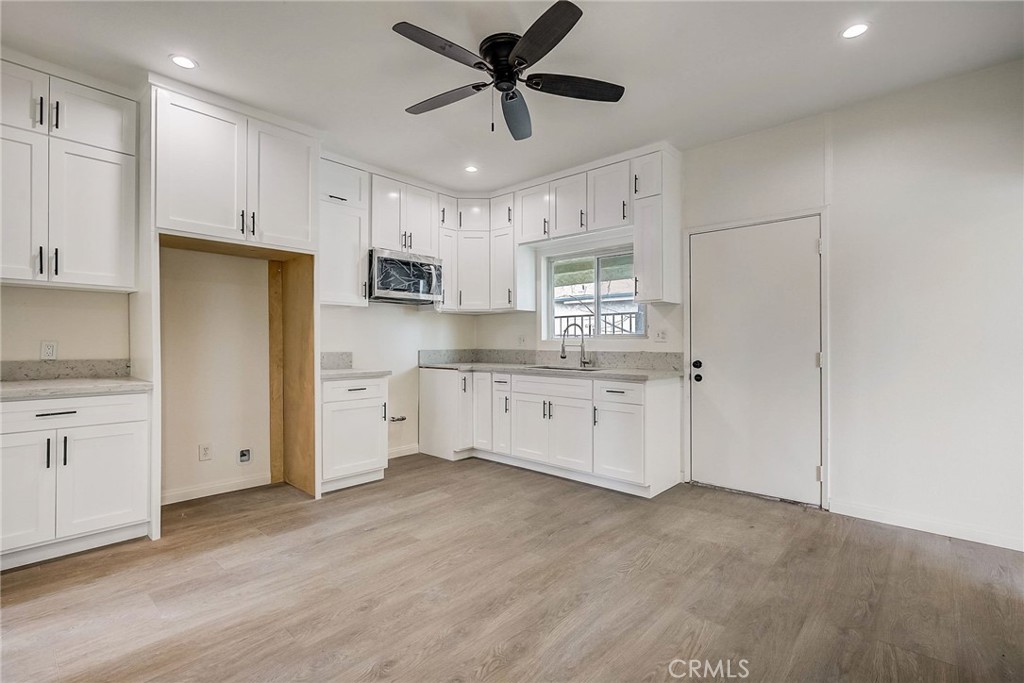 6317 S San Pedro Street