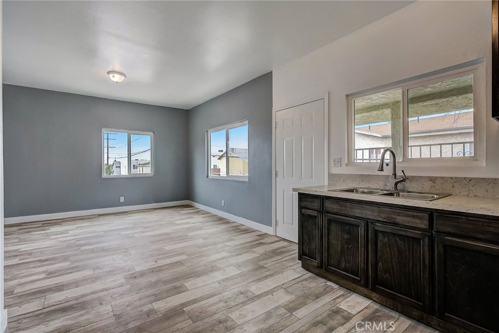 6317 S San Pedro Street