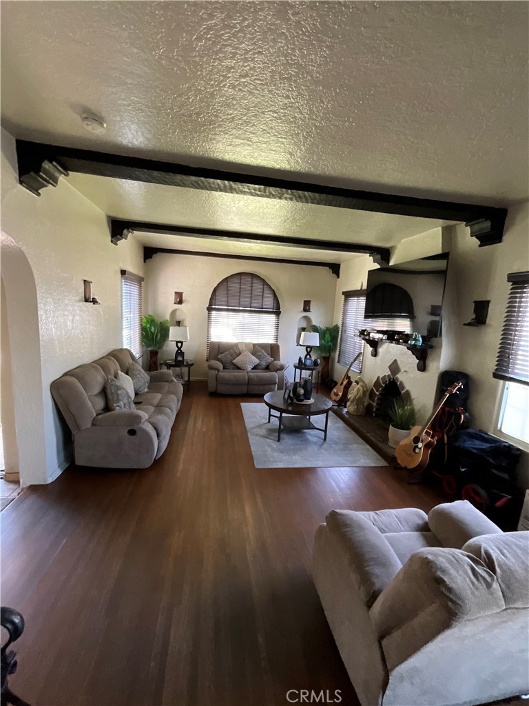 10430 San Jose Avenue