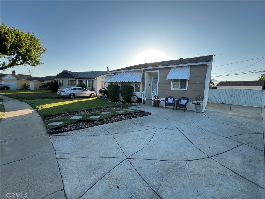 4257 Pixie Avenue