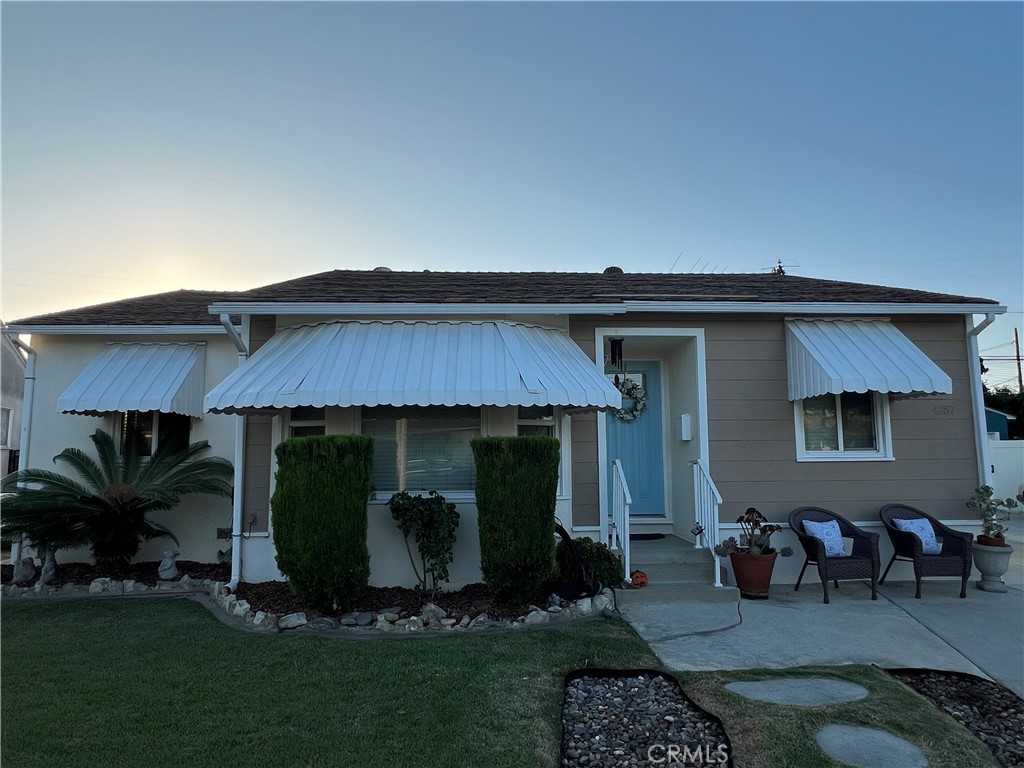 4257 Pixie Avenue Lakewood Ca Us 90712 Dw26216941