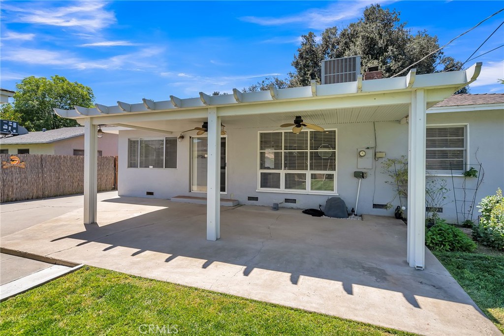 6900 Malibu Drive