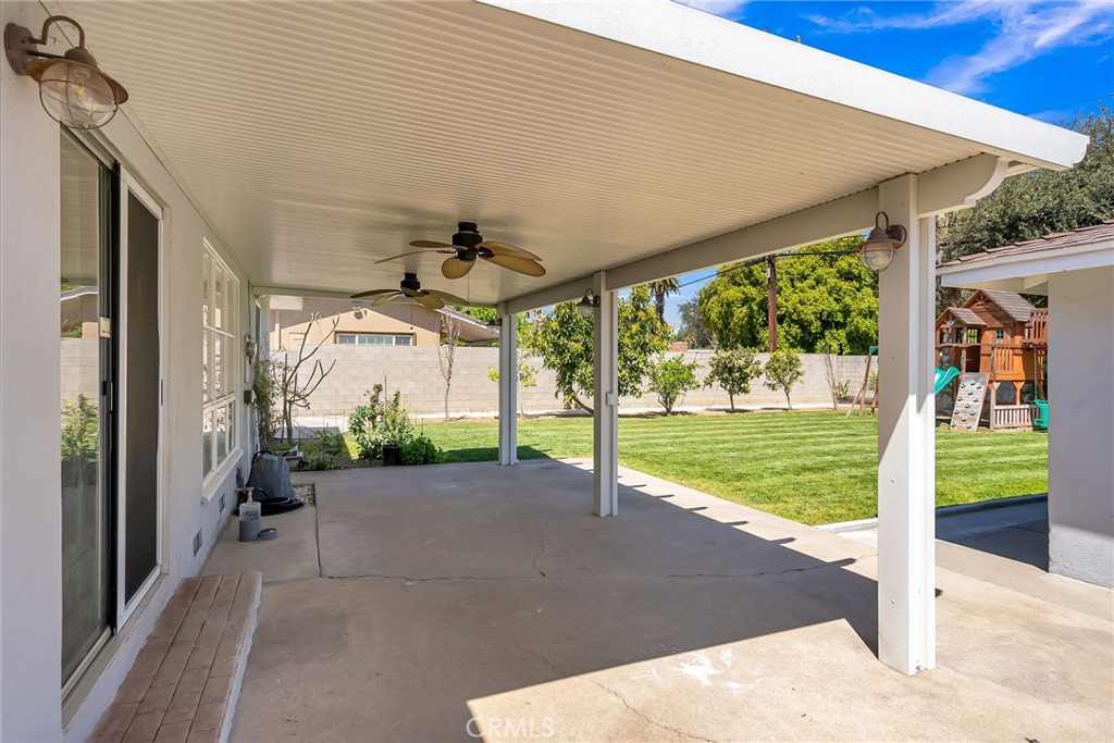 6900 Malibu Drive